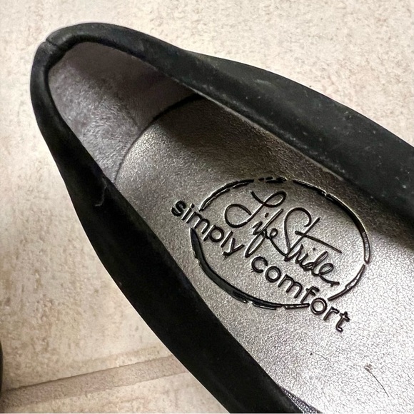 Life Stride Simply Comfort Gibson Black Wedges heels comfort shoes Women Size: 6 - Picture 4 of 8